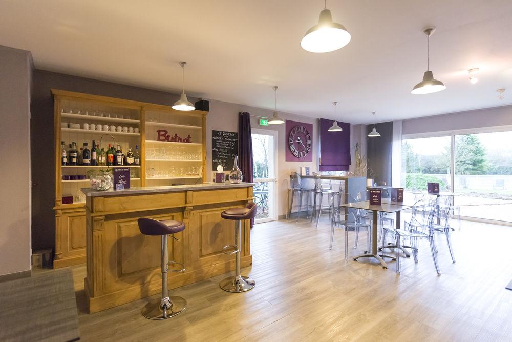 The Originals City, Hotel La Saulaie, Saumur Ouest ดูเอ-ลา-ฟงแตน ภายนอก รูปภาพ