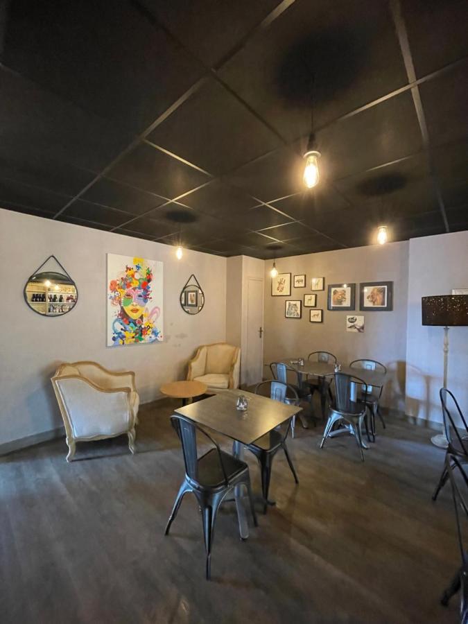 The Originals City, Hotel La Saulaie, Saumur Ouest ดูเอ-ลา-ฟงแตน ภายนอก รูปภาพ