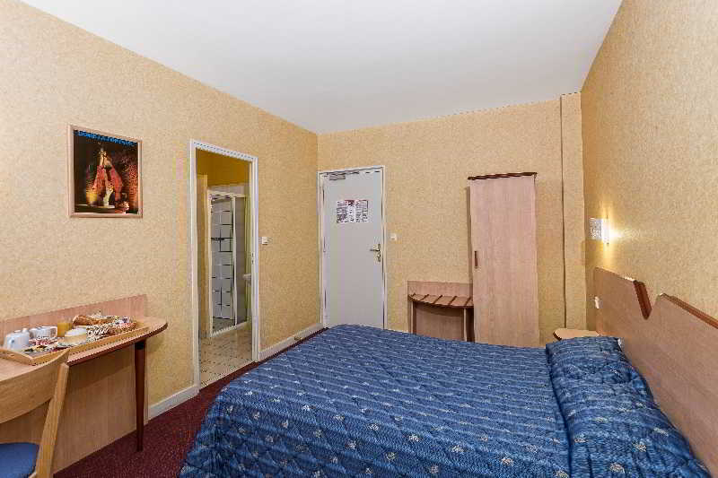 The Originals City, Hotel La Saulaie, Saumur Ouest ดูเอ-ลา-ฟงแตน ภายนอก รูปภาพ